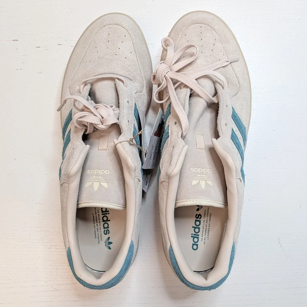 NWT Adidas Rivalry Low Sneakers Mens 17 Beige Teal Suede Gum Sole No Box